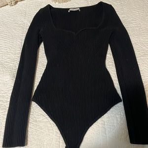 Abercrombie & Fitch Black Ribbed Sweetheart neckline Bodysuit
